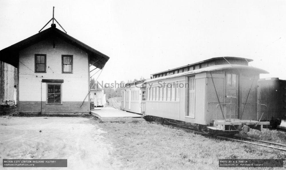 Postcard: Unknown narrow gauge railroad station